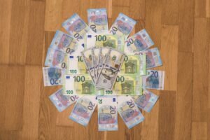 Photo Azubi Geld clever anlegen